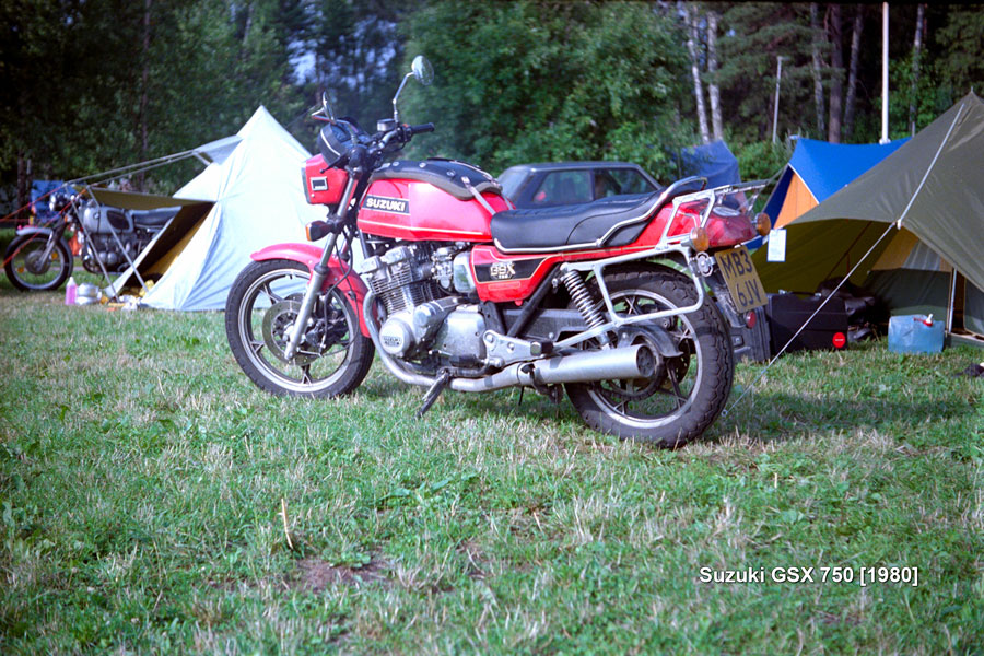 Suzuki GSX 750